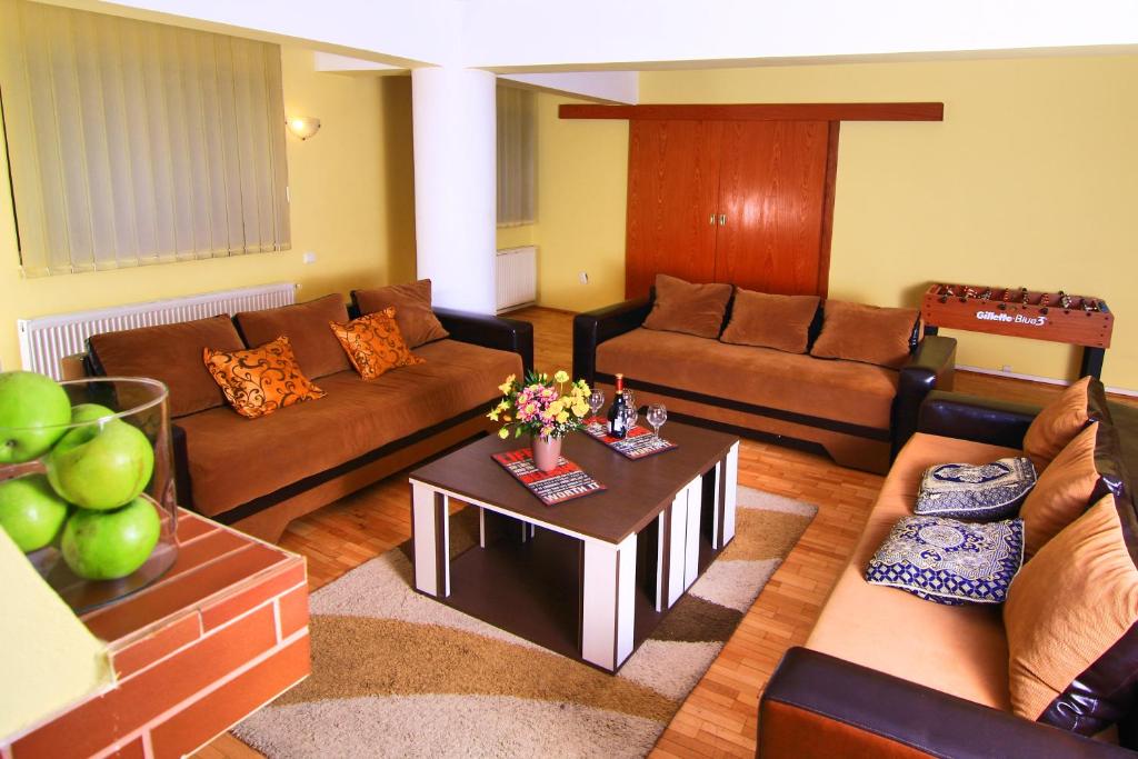 Апартаменты (Апартаменты с 5 спальнями), Bucharest Last Minute Accommodation