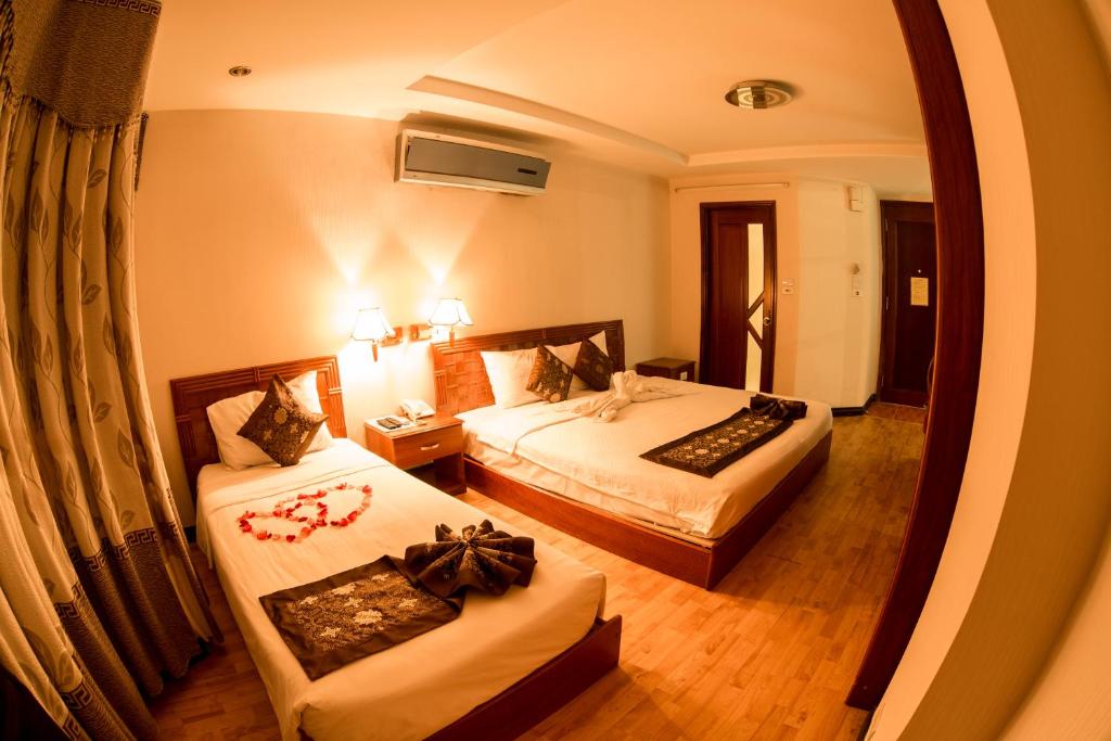 Двухместный (Двухместный номер Делюкс с 1 кроватью) отеля Pacific Hotel, Дананг