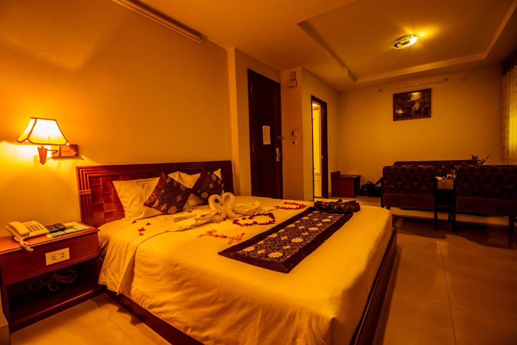 Двухместный (Двухместный номер Делюкс с 2 отдельными кроватями) отеля Pacific Hotel, Дананг