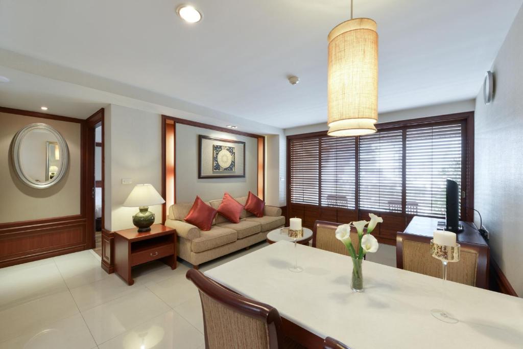 Сьюит (One-Bedroom Executive Twin), Отель Centre Point Sukhumvit Thong-Lo