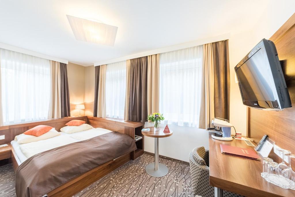 Двухместный (Двухместный номер «Комфорт» с 1 кроватью) отеля Austria Classic Hotel Hölle, Зальцбург