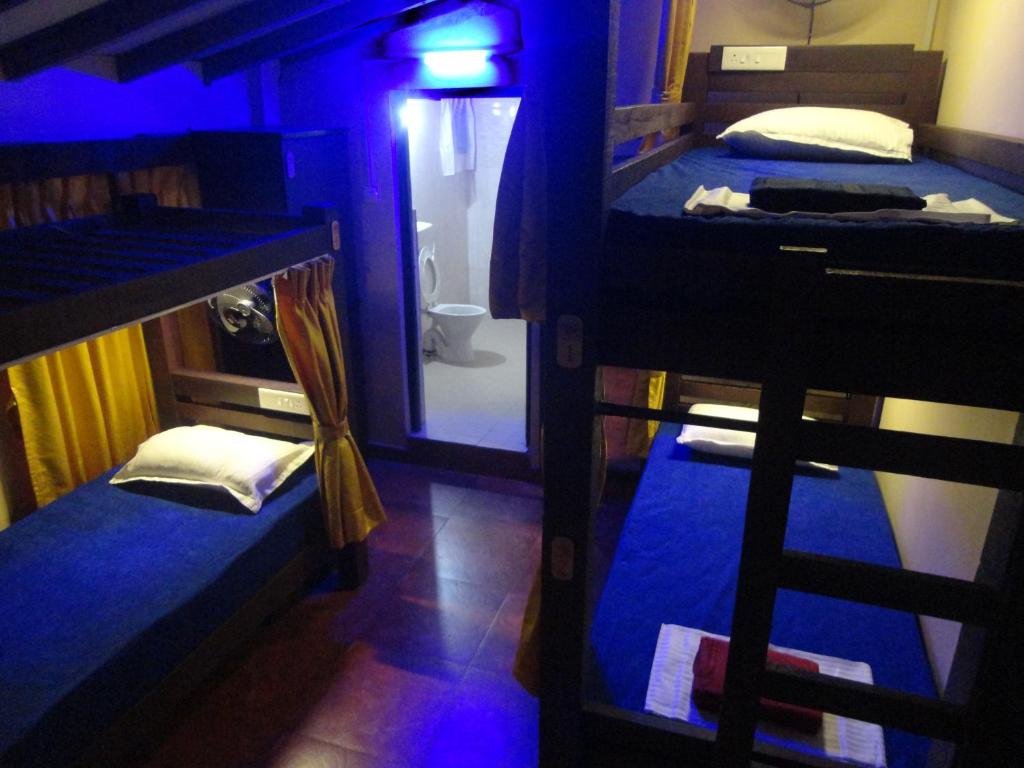 Номер (Кровать в общем номере для женщин с 4 кроватями) хостела The Yuppi Hippi Female Hostel, Анжуна