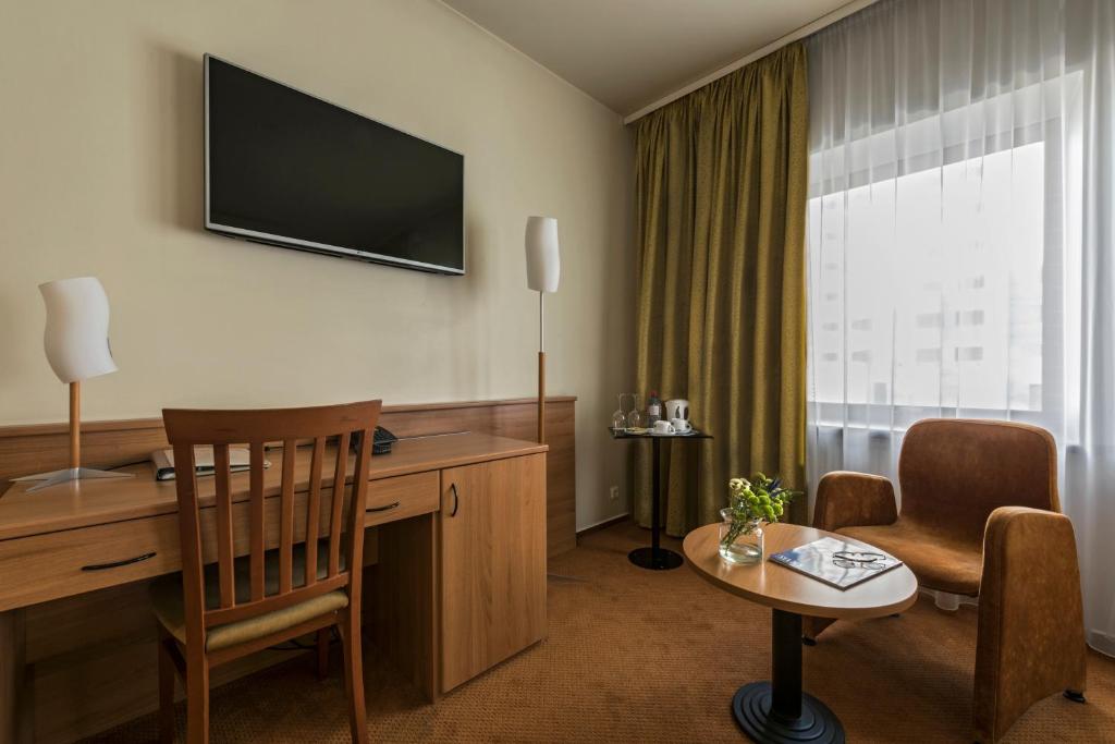 Двухместный (Улучшенный двухместный номер с 1 кроватью или 2 отдельными кроватями) отеля BEST BALTIC Kaunas, Каунас