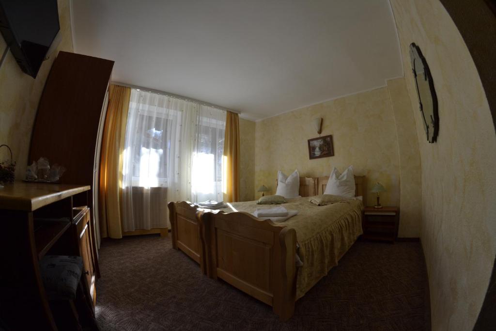Двухместный (Двухместный номер с 1 кроватью или 2 отдельными кроватями) гостевого дома Pension Speranta, Предял