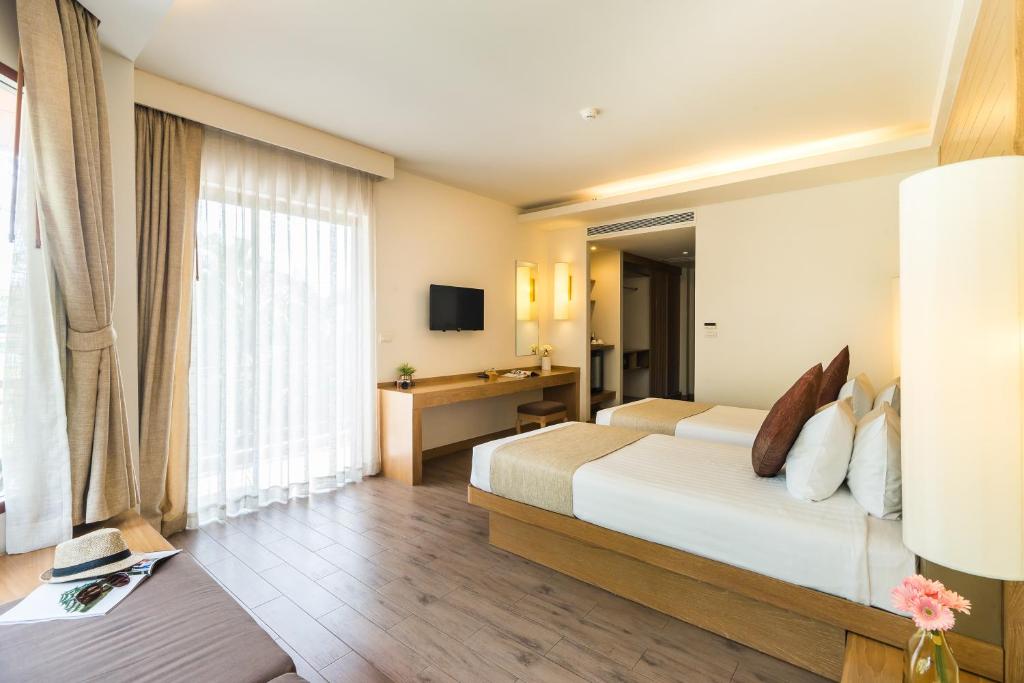 Двухместный (Улучшенный двухместный номер с 1 кроватью или 2 отдельными кроватями) курортного отеля Ayrest Hua Hin, Хуахин