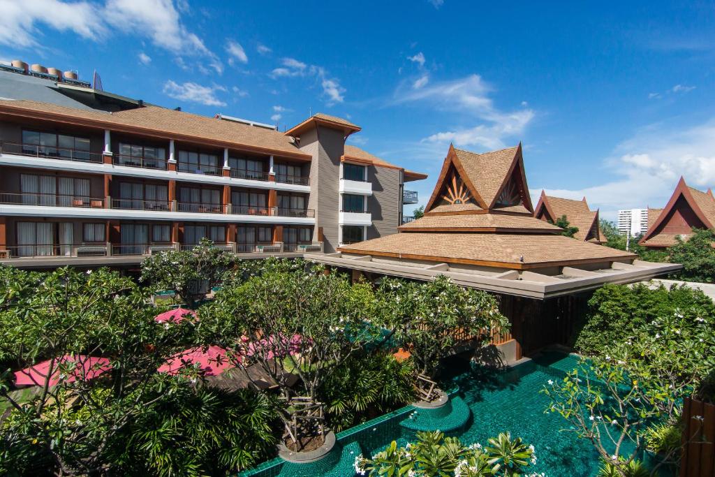 Двухместный (Номер Делюкс Plus, вид на бассейн) курортного отеля Ayrest Hua Hin, Хуахин