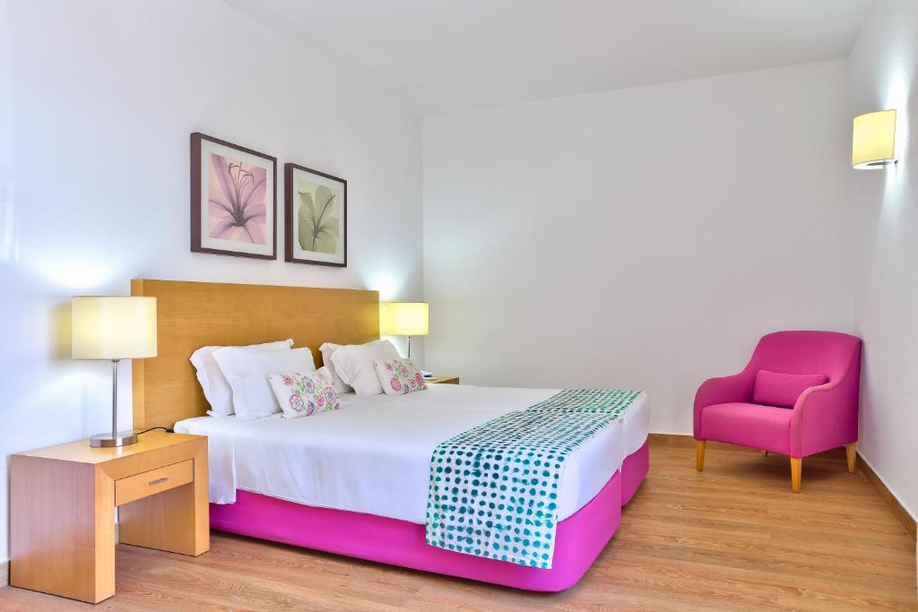 Двухместный (Двухместный номер с 1 кроватью) отеля Hotel Torre Praia, Порту-Санту