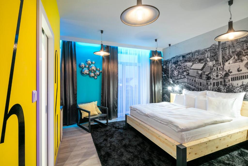 Двухместный (Дизайнерский двухместный номер Делюкс с 1 кроватью и гидромассажной ванной - Industrial Flat) отеля Imperial Design Suites, Либерец