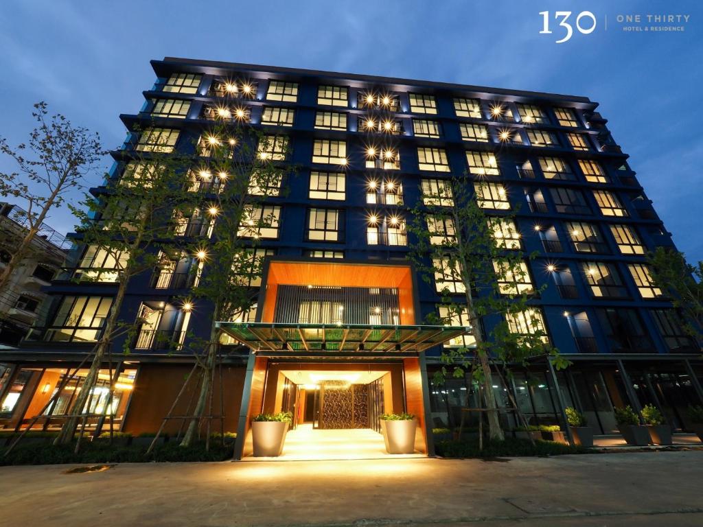 Отель 130 Residence Bangkok, Бангкок