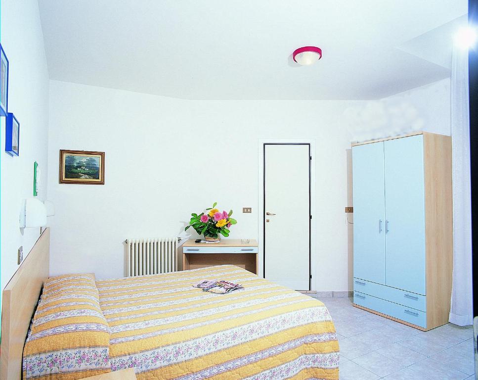 Двухместный (Двухместный номер с 1 кроватью или 2 отдельными кроватями) отеля Hotel Acquazzurra, Римини
