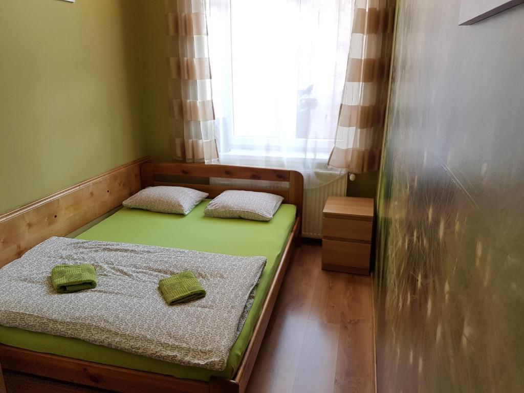 Двухместный (Двухместный номер с 1 кроватью или 2 отдельными кроватями и собственной внешней ванной комнатой) хостела Dream Hostel & Apartments, Краков