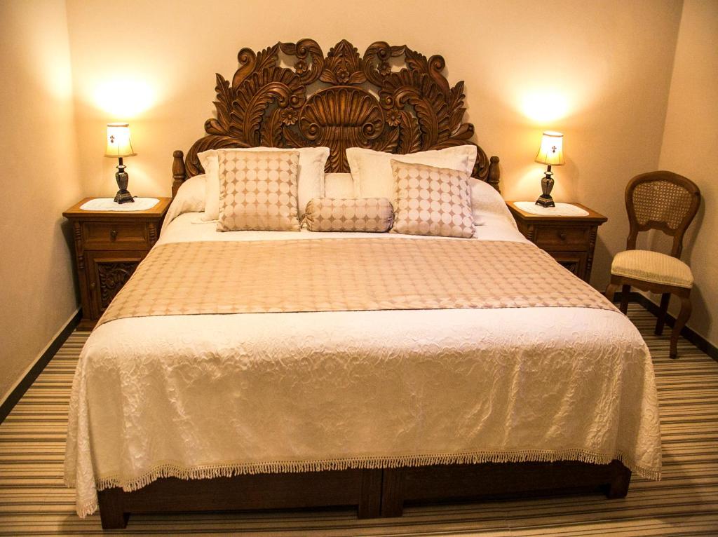 Двухместный (Номер Делюкс с кроватью размера «king-size») отеля Casa Aliz, Сан-Мигель-де-Альенде