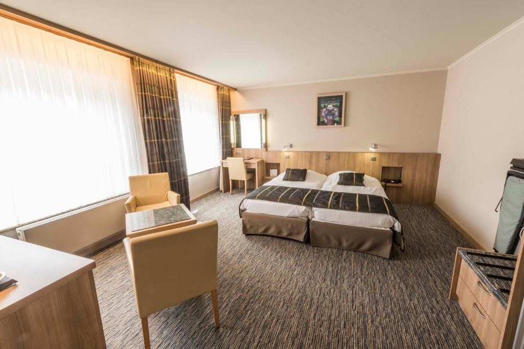 Двухместный (Представительский двухместный номер с 2 отдельными кроватями) отеля Hotel Bero, Остенде