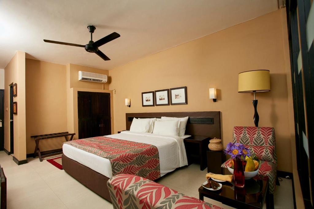 Двухместный (Двухместный номер Делюкс с 1 кроватью) отеля Ekho Safari Tissa, Тисамахарама