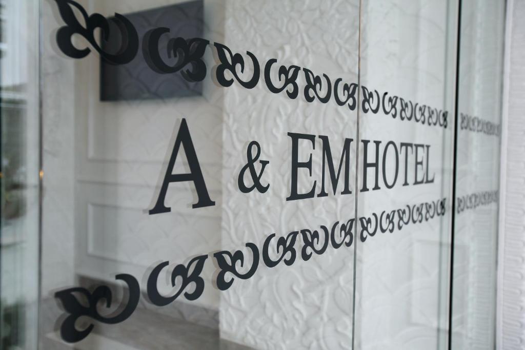 Отель A & EM - The Petit Hotel, Хошимин