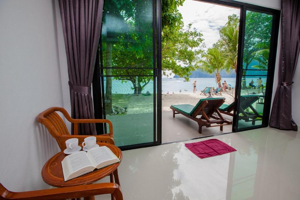 Вилла (Вилла рядом с пляжем - Ванная комната в помещении) курортного отеля Paradise Resort Phi Phi, Пхи-Пхи