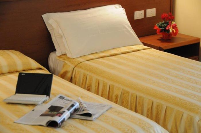 Двухместный (Двухместный номер эконом-класса с 2 отдельными кроватями) отеля Hotel Industria, Брешиа