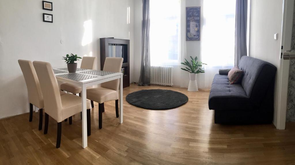 Апартаменты (Апартаменты Делюкс с 2 спальнями), Beautiful Apartments in Prague