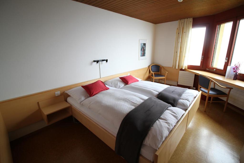 Двухместный (Двухместный номер с 1 кроватью и собственной ванной комнатой) отеля Hotel Kurhaus am Sarnersee, Санкт-Галлен