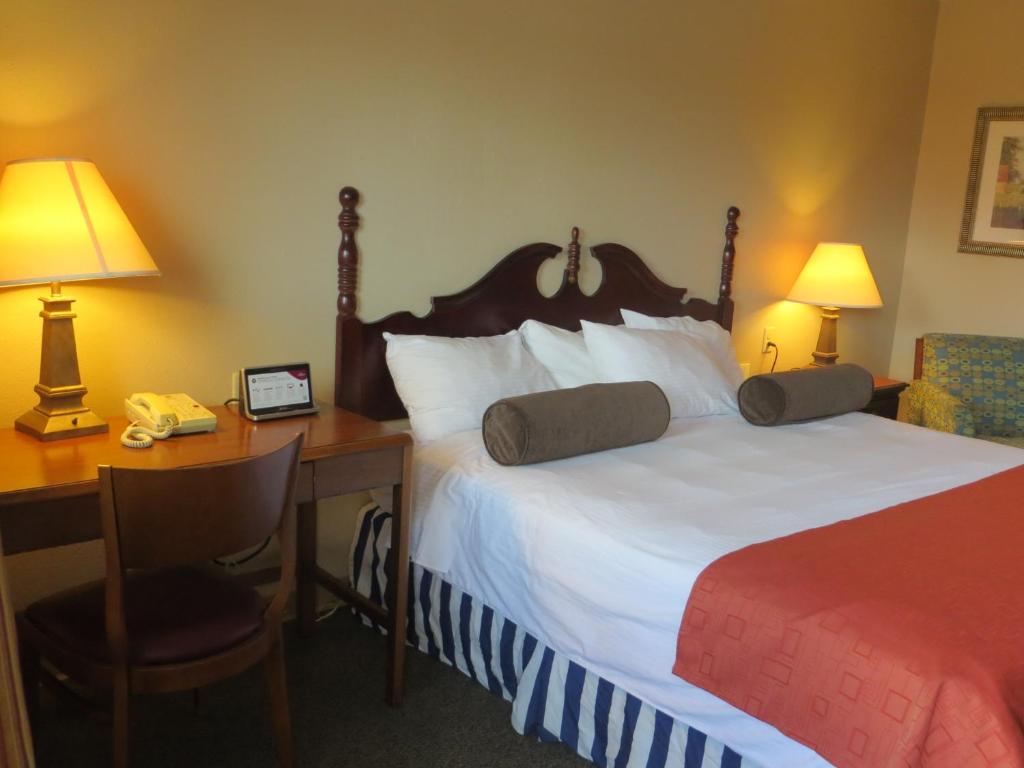Двухместный (Номер с кроватью размера «king-size») мотеля Astro Best Inn, Хьюстон
