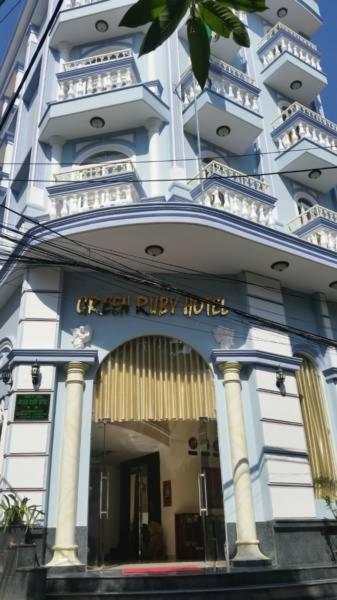 Отель Green Ruby Hotel, Хошимин