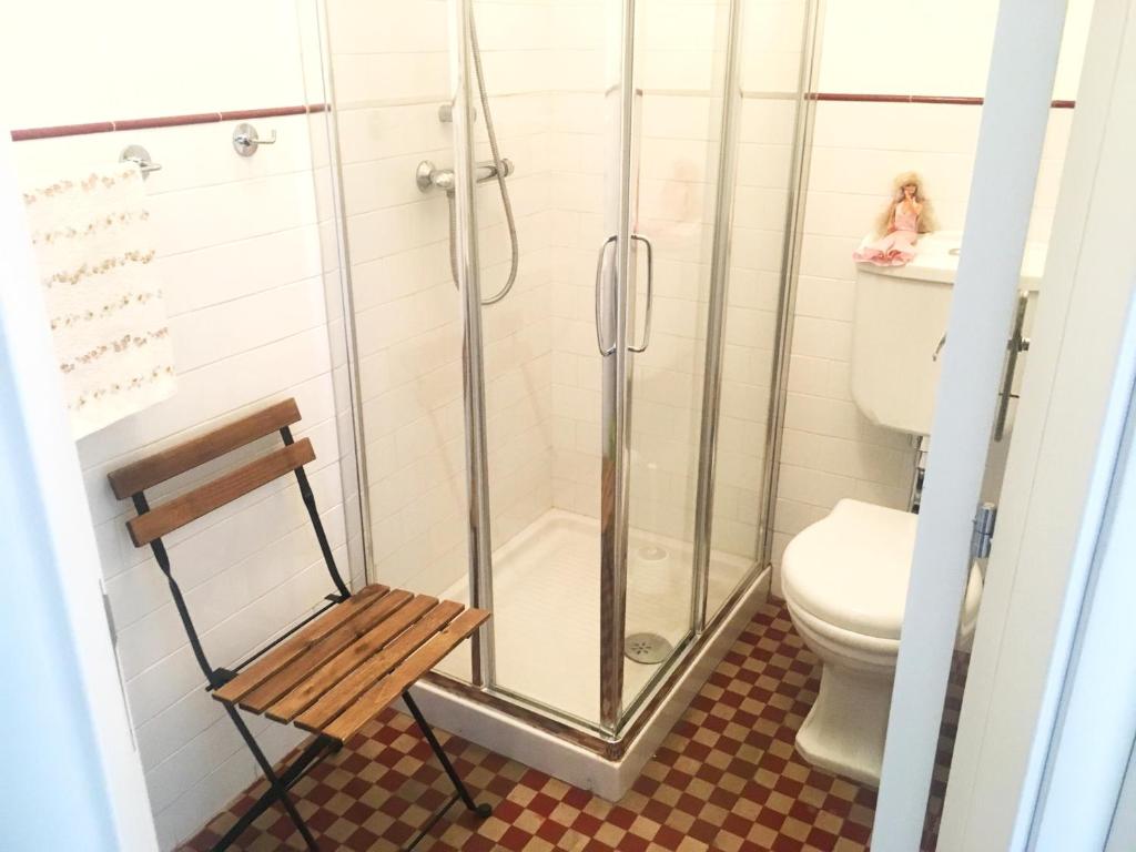 Семейный (Cемейный номер с собственной ванной комнатой) отеля La Cot B&B, Катания