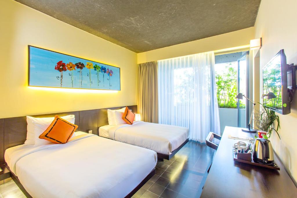 Двухместный (Улучшенный двухместный номер с 2 отдельными кроватями и видом на город) отеля Atlas Hoi An Hotel, Хойан