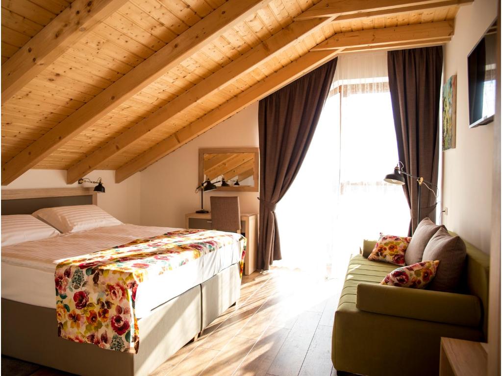 Двухместный (Двухместный номер Делюкс с 1 кроватью или 2 отдельными кроватями) отеля Bed&Breakfast Vinarija Coner, Бьеловар