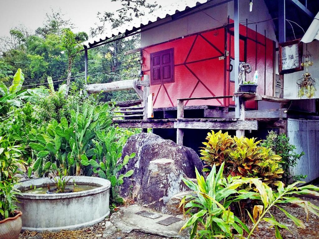 Гостевой дом Baan Pai Likit, Пай
