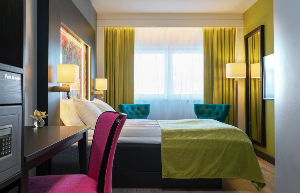 Двухместный (Двухместный номер Делюкс с 1 кроватью или 2 отдельными кроватями) отеля Thon Hotel Arendal, Арендал