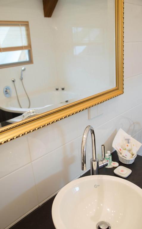 Сьюит (Полулюкс), Hotel-Restaurant Vinothek Lamm