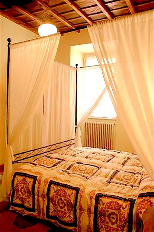 Двухместный (Двухместный номер с 1 кроватью и доступом в спа-центр) гостевого дома Dimora Storica Urbana, Рим
