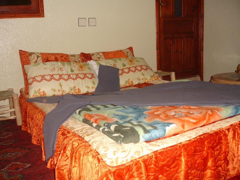 Двухместный (Двухместный номер с 1 кроватью и общей ванной комнатой) гостевого дома Dar Atlas, Имлиль