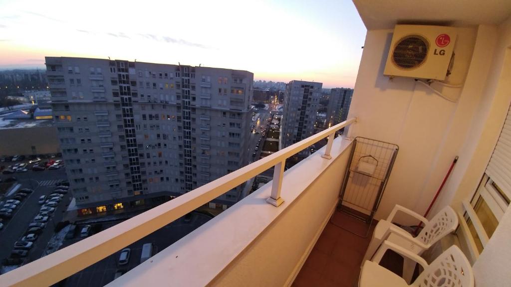 Апартаменты (Апартаменты с балконом), Apartments Delta Belgrade