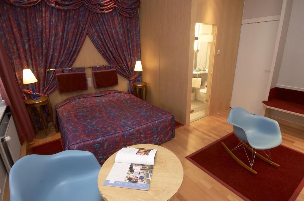 Двухместный (Двухместный номер Делюкс с 1 кроватью) отеля Hotel Glenmore, Остенде
