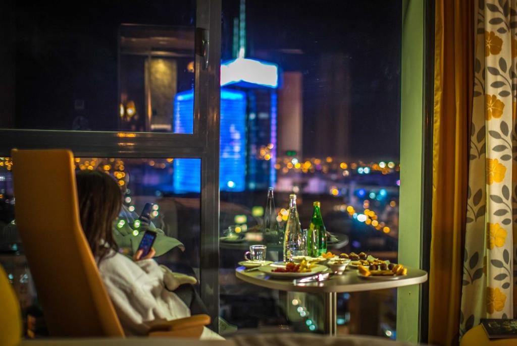 Двухместный (Двухместный номер с 1 кроватью и панорамным видом), The View Hotel