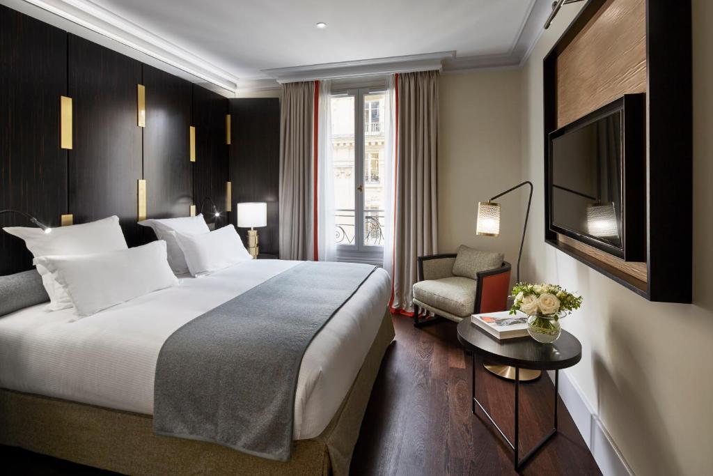 Двухместный (Двухместный номер Делюкс с 1 кроватью) отеля Hotel Montalembert, Париж