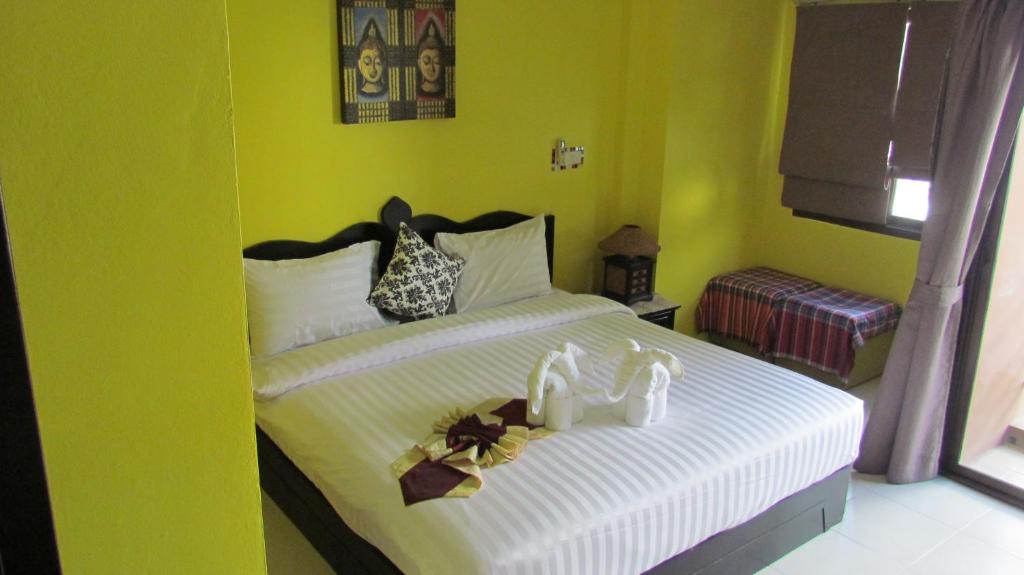Двухместный (Стандартный номер с кроватью размера «king-size») отеля La Piccola Patong, Пхукет