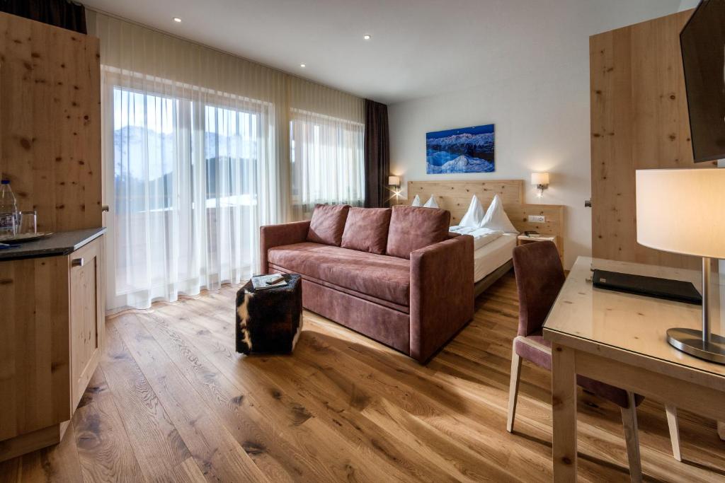 Двухместный (Двухместный номер «Альпийская Панорама» с 1 кроватью) отеля Golf- & Sporthotel Hof Maran, Ароза