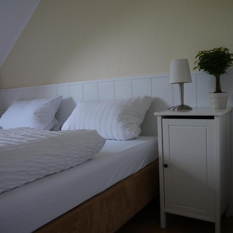 Апартаменты (Апартаменты с 2 спальнями (для 3 взрослых)) апарт-отеля Appartementhaus Sonnen, Дюссельдорф