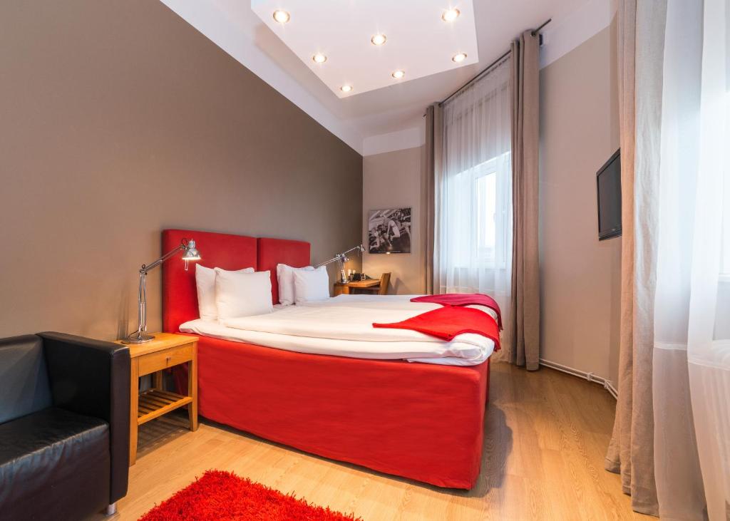 Двухместный (Улучшенный двухместный номер с 2 отдельными кроватями) отеля Best Western Hotel Duxiana, Хельсингборг
