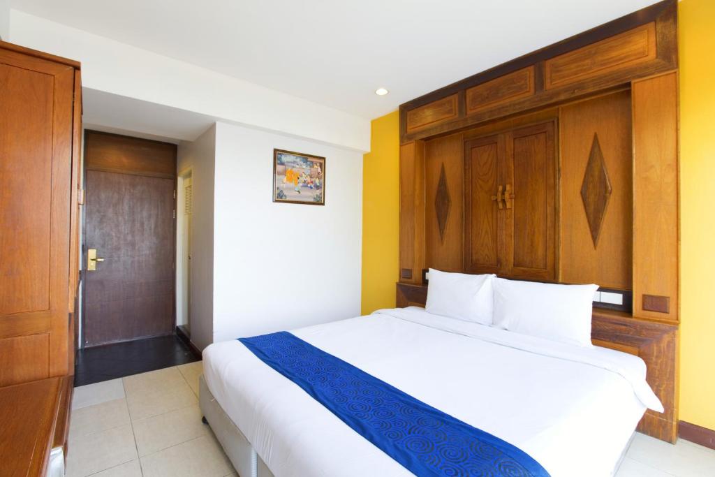 Двухместный (Номер Делюкс с кроватью размера «king-size») отеля Lamphu Tree House Boutique Hotel, Бангкок