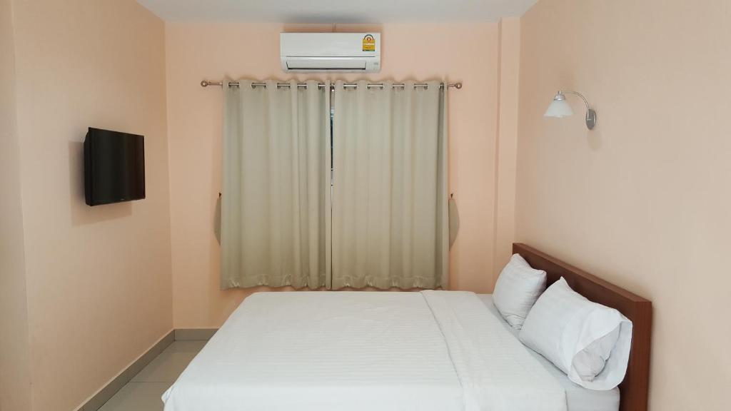 Апарт-отель Jirasin Hotel & Apartment, Ранонг