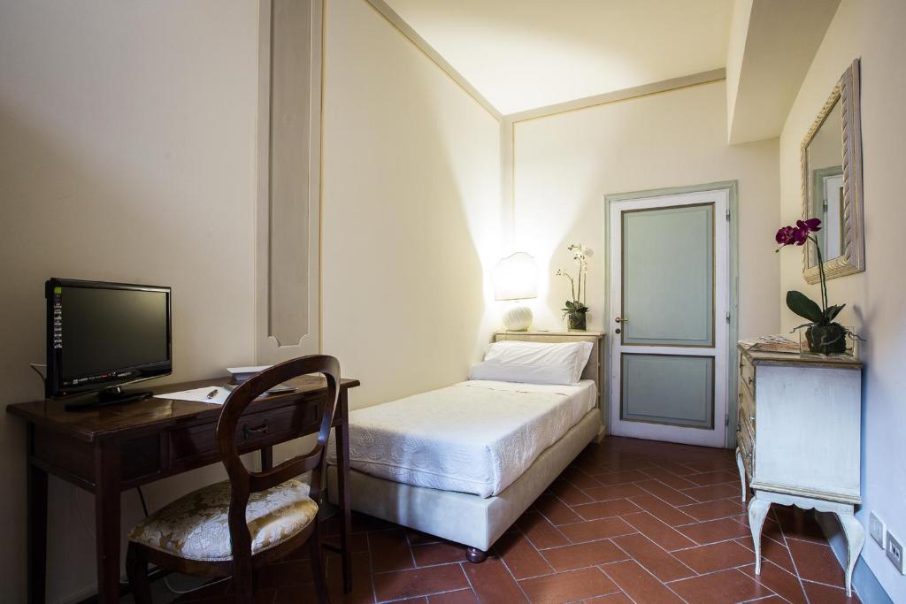 Одноместный (Стандартный одноместный номер) отеля Hotel Burchianti, Флоренция