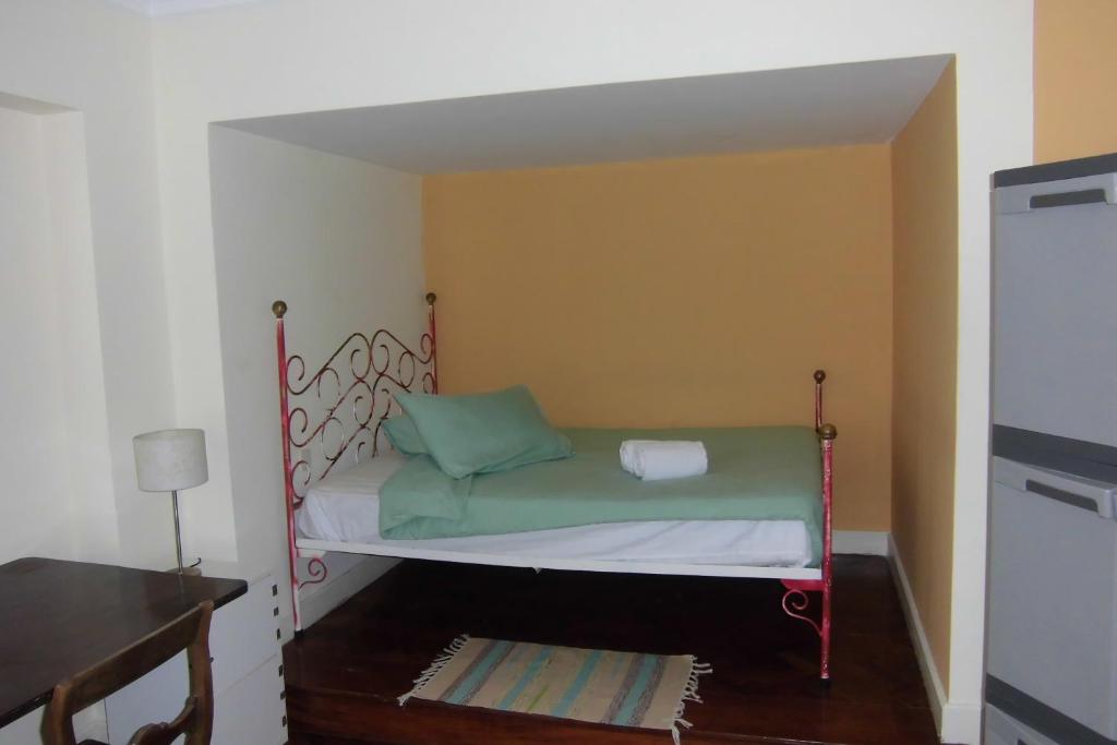 Двухместный (Двухместный номер с 1 кроватью и общей ванной комнатой) хостела Hostel The White Butterfly, Лагуш