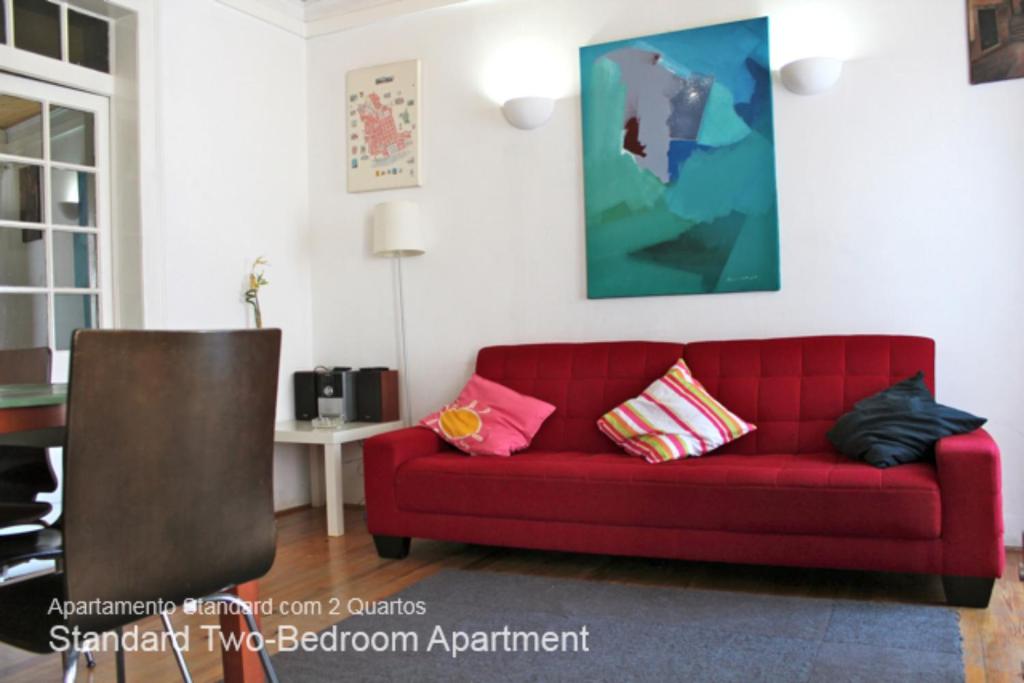 Апартаменты (Standard Three-Bedroom Apartment - Rua da Atalaia nº129) апартамента Akicity Bairro Alto Night, Лиссабон