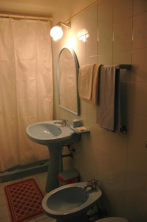 Одноместный (Одноместный номер с собственной ванной комнатой) отеля Hotel Major, Генуя