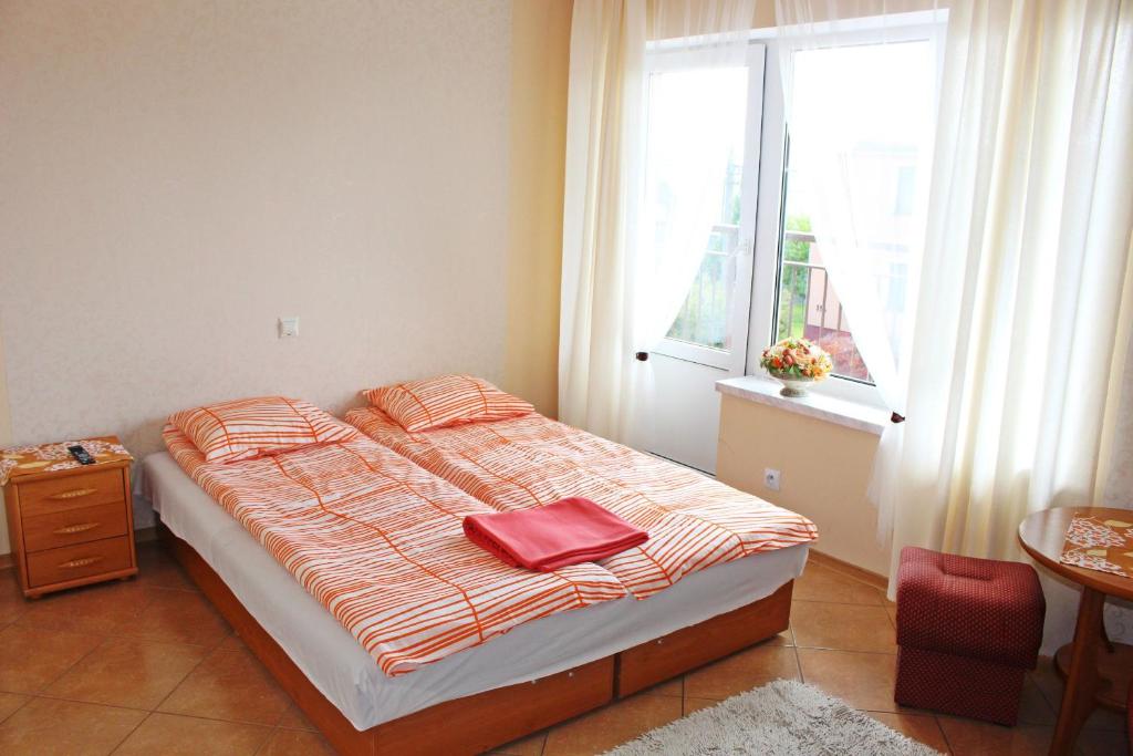 Двухместный (Двухместный номер с 2 отдельными кроватями и балконом) семейного отеля Oaza Łeba, Леба