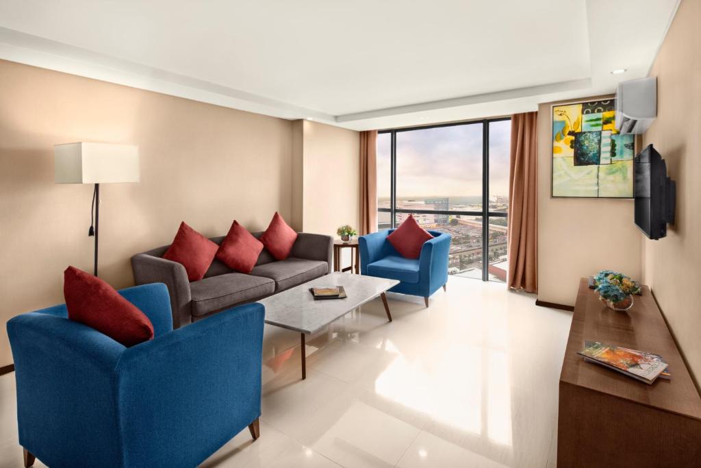 Двухместный (Представительский номер с кроватью размера «king-size») отеля Golden Phoenix Hotel - Manila, Манила