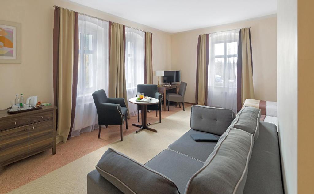 Двухместный (Улучшенный двухместный номер с 1 кроватью или 2 отдельными кроватями) отеля Hotel Impresja, Душники-Здруй